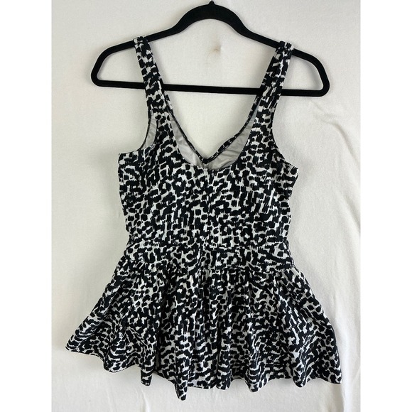 Maxine of Hollywood One Piece Women's 12 Padded - Picture 2 of 8